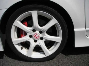 JDM Integra Dc5 Type R Championship white center caps