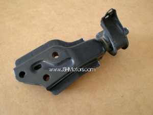 92-95 Civic Eg Front Transmission Bracket