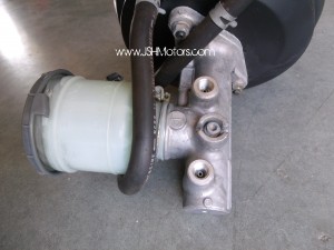 Integra Dc2 Type R Master Cylinder / Brake Booster 