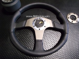 Momo Race Steering Wheel 